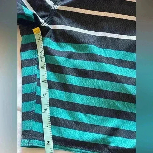 Volcom NWT Mod-Tech Board Shorts Size 30 - Picture 7 of 16